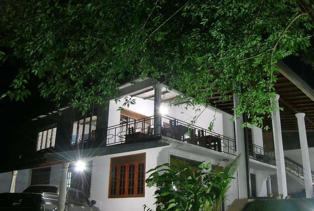 Bed and Breakfast Hotel Elephant Park Κάντι